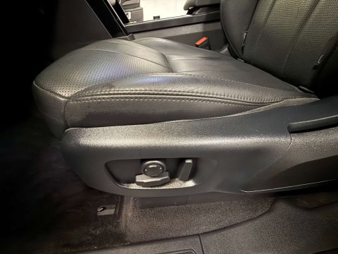 Land Rover Discovery 3.0 Discovery SE SD6 Auto 4WD 31