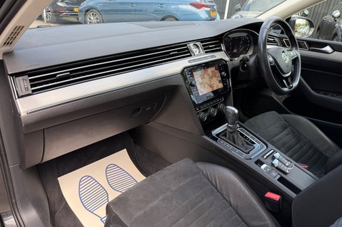 Volkswagen Passat GT TSI EVO DSG - PANORAMIC SUNROOF -19 INCH ALLOYS - ONE OWNER 27