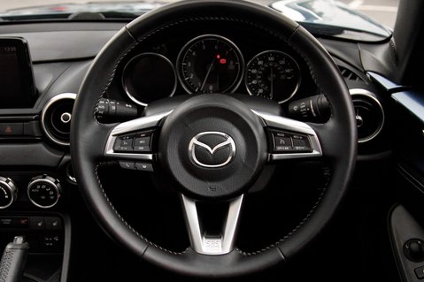 Mazda MX-5 SPORT 20