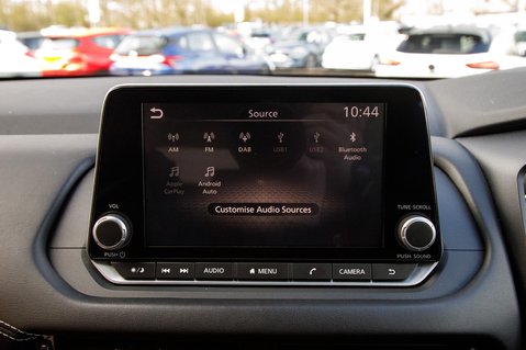 Nissan Qashqai DIG-T ACENTA PREMIUM MHEV 21