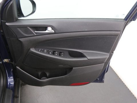 Hyundai TUCSON 1.6 GDi Premium Euro 6 (s/s) 5dr 19