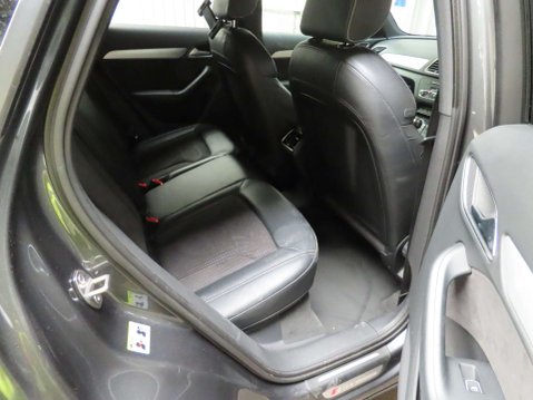 Audi Q3 2.0 Q3 S Line+ TDI Quattro Semi-Auto 4WD 5dr 10