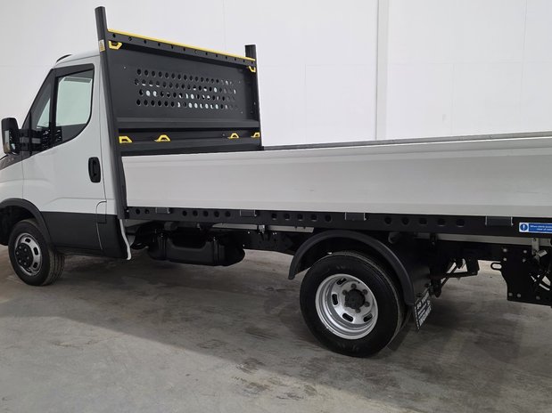 Iveco Daily DAILY 35C14 DIESEL 2.3 Business Tipper 3450 WB 2