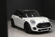 Mini Hatch 1.5 Cooper Sport Auto 5dr 5