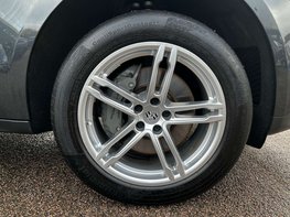 Porsche Macan 3.0 Macan S Semi-Auto 4WD 5dr 15