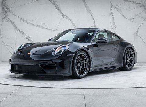 Porsche 911 GT3 TOURING (992.2) 1