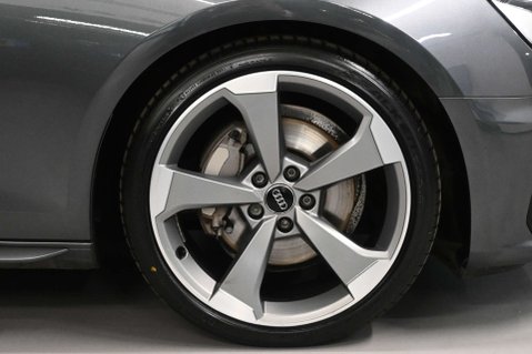 Audi A4 2.0 A4 Black Edition 40 TDI Quattro Semi-Auto 4WD 5dr 8