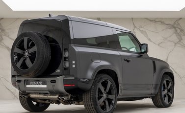 Land Rover Defender 90 V8 Carpathian Edition 7