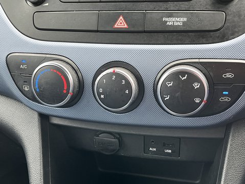 Hyundai i10 1.2 SE 5dr Auto 26