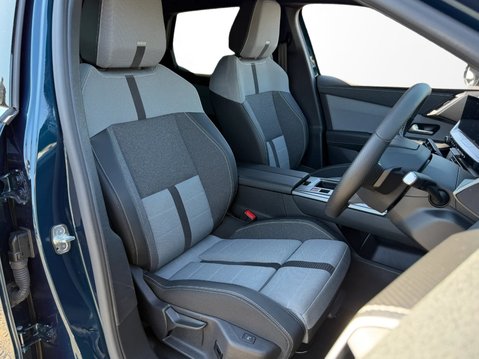 Vauxhall Grandland 1.2 Hybrid [136] GS 5dr e-DCT6 18