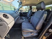 Volkswagen Amarok 2.0 BiTDI BlueMotion Tech Highline Pickup Double Cab 4dr Diesel Auto 4Motio 9