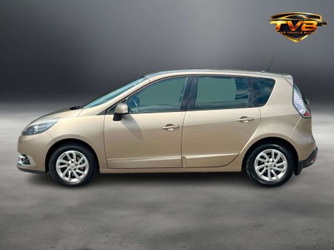 Renault Scenic 1.5 Scenic Dynamique TomTom Energy dCi S/S 5dr - NATIONAL DELIVERY* 7