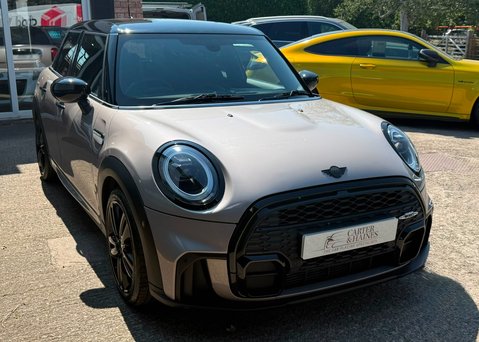 Mini Hatch 1.5 Cooper Sport Hatchback 5dr Petrol Manual Euro 6 (s/s) (136 ps) 4