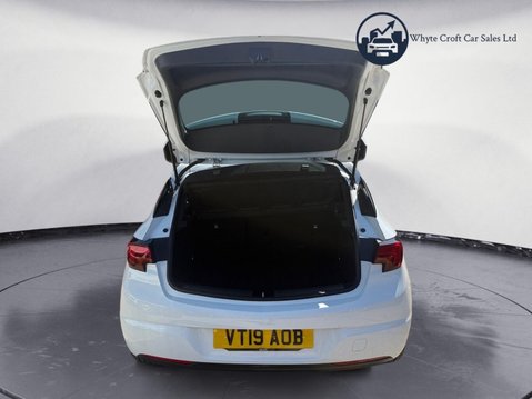 Vauxhall Astra 1.0i Turbo ecoTEC Design Euro 6 (s/s) 5dr 26
