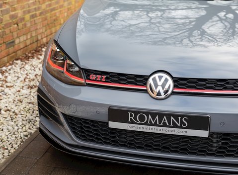 Volkswagen Golf GTI TCR 24