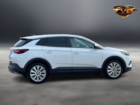 Vauxhall Grandland X 1.2 Grandland X Elite Nav T Automatic 5dr - NATIONAL DELIVERY* 10