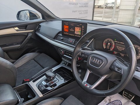 Audi Q5 TDI QUATTRO S LINE 12