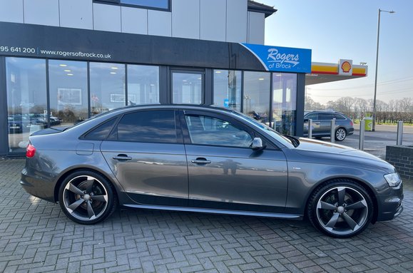Audi A4 3.0 TDI QUATTRO BLACK EDITION AUTO 6
