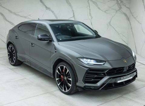 Lamborghini Urus 8