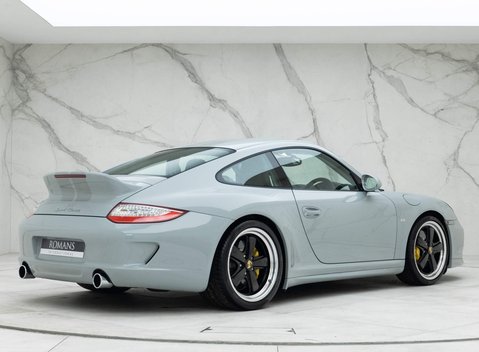 Porsche 911 (997) Sport Classic 22