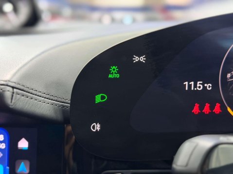 Porsche Taycan Performance Plus 93.4kWh Turbo S Saloon 4dr Electric Auto 4WD (761 ps) 42