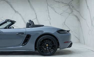 Porsche 718 BOXSTER GTS PDK 42