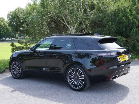 Land Rover Range Rover Velar 3.0 D300 R-Dynamic HSE SUV 5dr Diesel Auto 4WD Euro 6 (s/s) (300 ps) 33