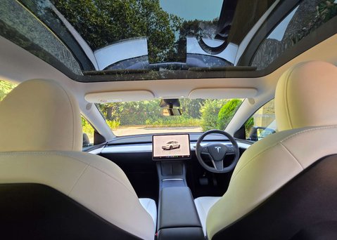 Tesla Model Y ModeL Y Long Range AWD 4WD 5dr 9
