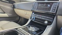 Jaguar XE 2.0d Prestige Auto Euro 6 (s/s) 4dr 27