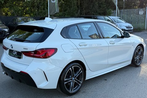 BMW 1 Series 118I M SPORT AUTOMATIC - FULL BMW SERVICE HISTORY -APPLE CARPLAY 7