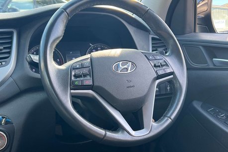 Hyundai TUCSON 2.0 CRDi SE Nav SUV 5dr Diesel Manual 4WD Euro 6 (136 ps) 22