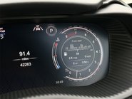 Aston Martin DBX V8 60