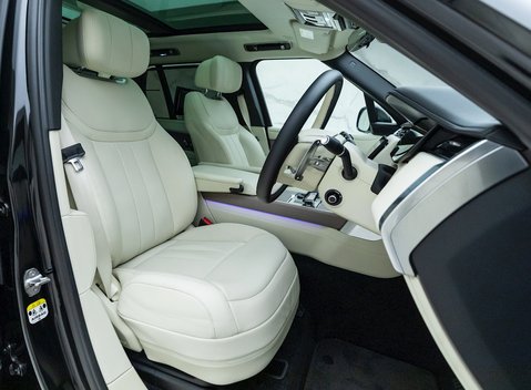 Land Rover Range Rover P530 First Edition 10