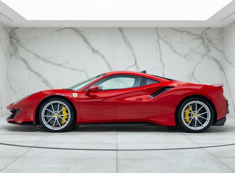 Ferrari 488 Pista 3