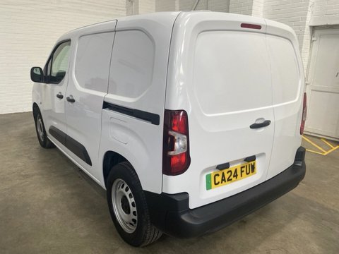 Peugeot Partner PROFESSIONAL PREMIUM PLUS L1 8