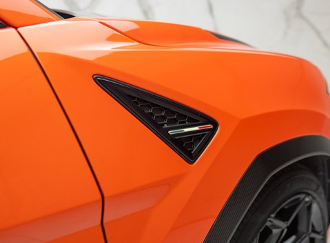 Lamborghini Urus PERFORMANTE 51