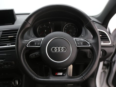Audi Q3 2.0 TDI Black Edition quattro Euro 6 (s/s) 5dr 10