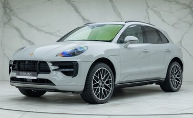 Porsche Macan S 1