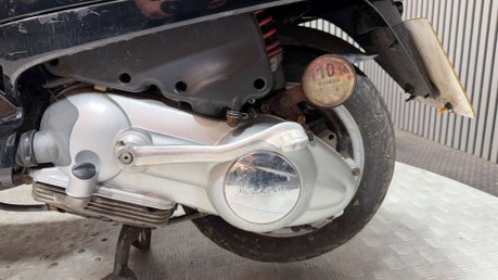 Piaggio Vespa S 2011 IDEAL LEARNER SCOOTER 125CC ONLY 14K PROJECT 22