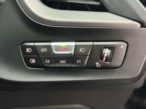 BMW 1 Series 1.5 118i M Sport Hatchback 5dr Petrol DCT Euro 6 (s/s) (140 ps) 59