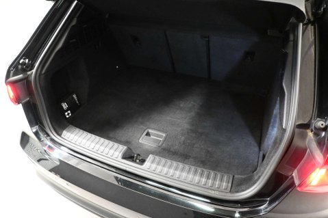 Audi A3 2.0 A3 Sportback 35 TDI S Line Edition 1 Semi-Auto 5dr 39