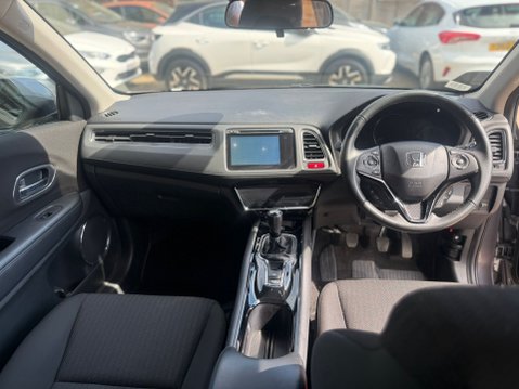 Honda HR-V 1.5 i-VTEC SE SUV 5dr Petrol Manual 23
