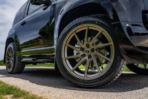 Land Rover Defender D250 X-Dynamic HSE Hard Top Obsidian 6