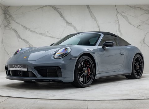 Porsche 911 Targa 4 GTS (992) 5
