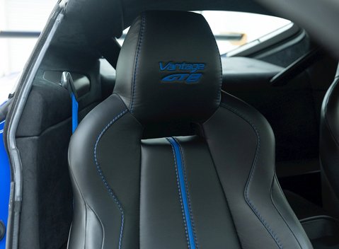 Aston Martin Vantage GT8 11