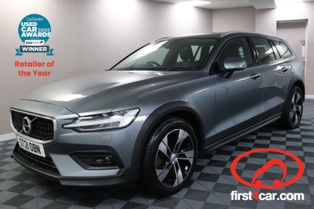 Volvo V60 B4 CROSS COUNTRY AWD MHEV