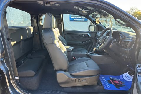 Isuzu D-Max DL40 4x4 Extended Cab 2.2 Automatic Pickup - In Stock! 8