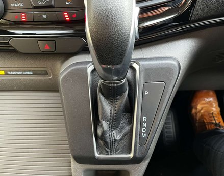 Ford Tourneo Custom 2.0 Tourneo Custom 320 Zetec EcoBlue Auto 4dr 47