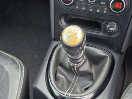 Nissan Qashqai 1.5 dCi 360 SUV 5dr Diesel Manual 2WD Euro 5 (110 ps) 16