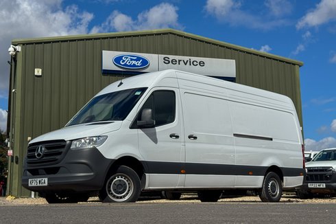 Mercedes-Benz Sprinter LWB L3H2 High Roof 315 Pro EURO 6